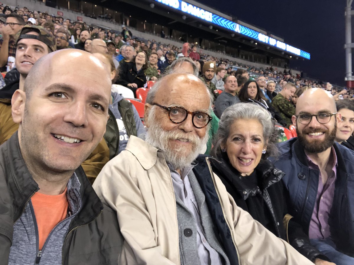 bengoldstein73's tweet photo. @CFL @droetker_canada @dgoldstein79 https://t.co/XFsinttRys