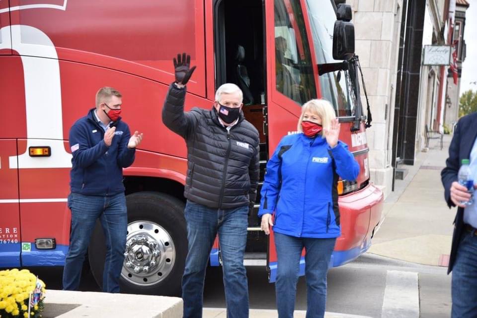 TeresaParson2's tweet photo. Day one completed of the “Mike Works for Missouri” bus tour.  Even with the cold weather we had good crowds!   #MissouriProud https://t.co/6hXwXDSLMi