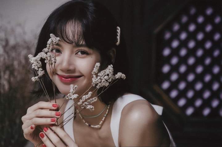YouKnowButILuvU's tweet photo. #YGEProtectLISA
Hãy bảo vệ cô gái của chúng tôi đi mà! @ygent_official https://t.co/aPP9KyAm3m