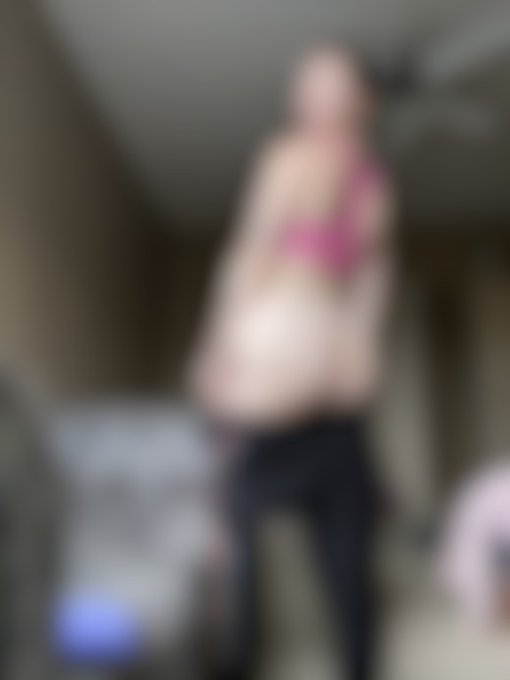 New photo up on Modelhub! This one is only for my Fan Club members. Sign up now: https://t.co/n71bE4CMU0