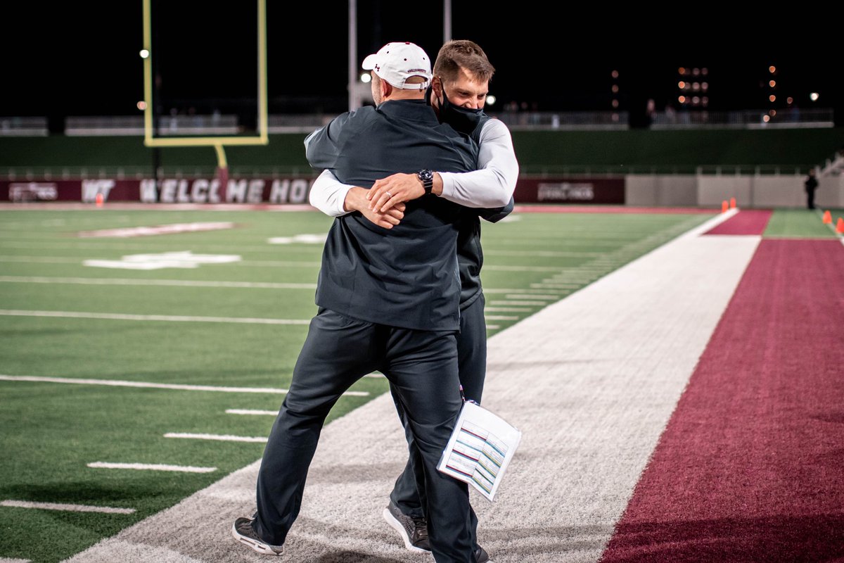 CBassett_UCF's tweet photo. Got an opportunity to call my first game tonight. I can’t thank @Coach_HunterH enough for giving me a chance and so proud of our guys playing their butts off! Love my Head Coach &amp; Love my team! #RollDamnBuffs #GodisGood https://t.co/HUTTmUrPNl