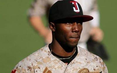 Izaakzielan's tweet photo. Randy Arozarena in The Tijuana Toros Uni!!!! #lasbotasdelpoder https://t.co/UmN2fJGQ1x