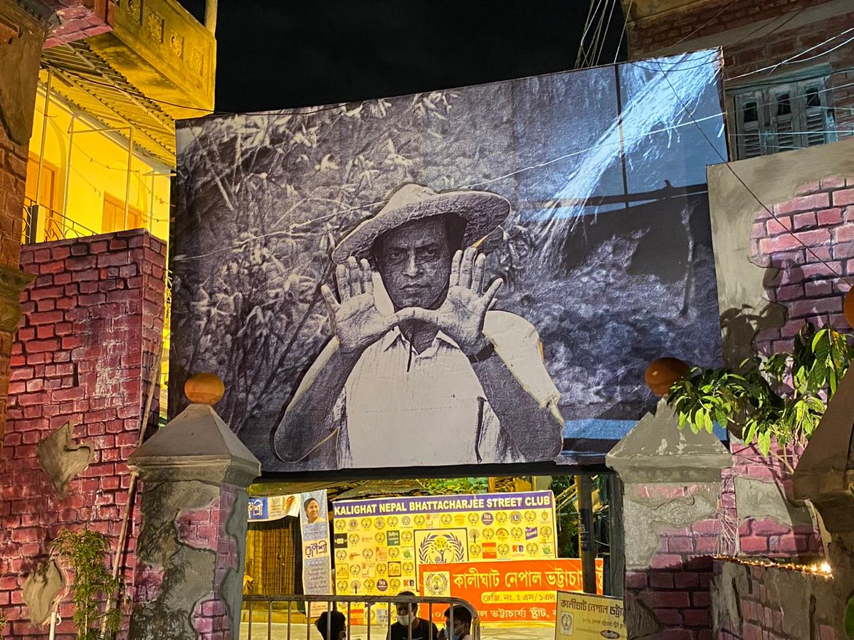Spring_Bloooms's tweet photo. Glimpses from Kolkata
#Dussehra2020 #Durgapooja2020 #Vijayadashami2020 #Vijayadashami https://t.co/4lRJBH6uX6