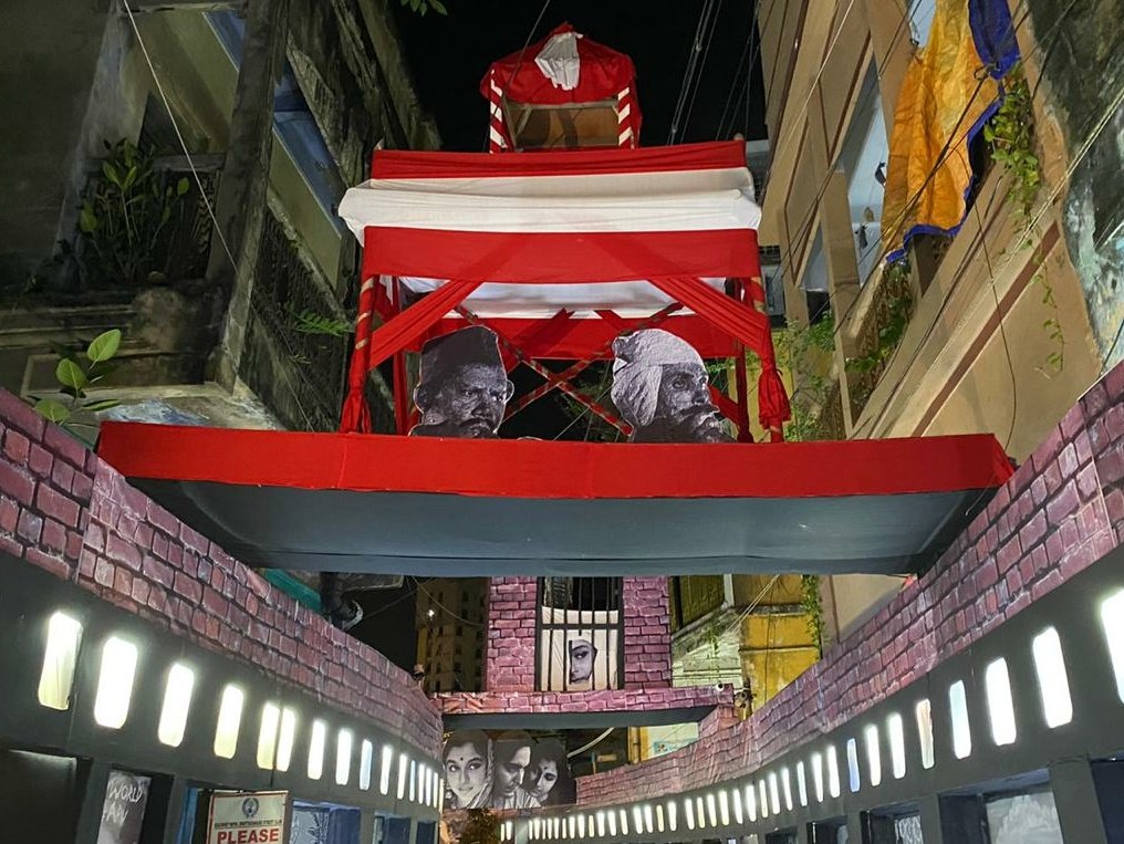 Spring_Bloooms's tweet photo. Glimpses from Kolkata
#Dussehra2020 #Durgapooja2020 #Vijayadashami2020 #Vijayadashami https://t.co/4lRJBH6uX6