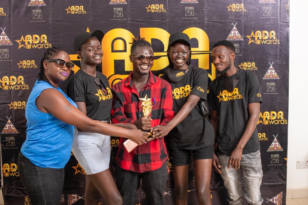 PrinceRaymondHD's tweet photo. >Having a sense of unity as stakeholders meet to cheer up as we celebrate the cream of the cream in the Region and Uganda’s Entertainment industry.
>The presence of other Awards like UEA, ABryanz Fashion and Entertainment Awards, VIGA Awards sparked off the start of #ADAAWARDS https://t.co/cNgQUmNA5a