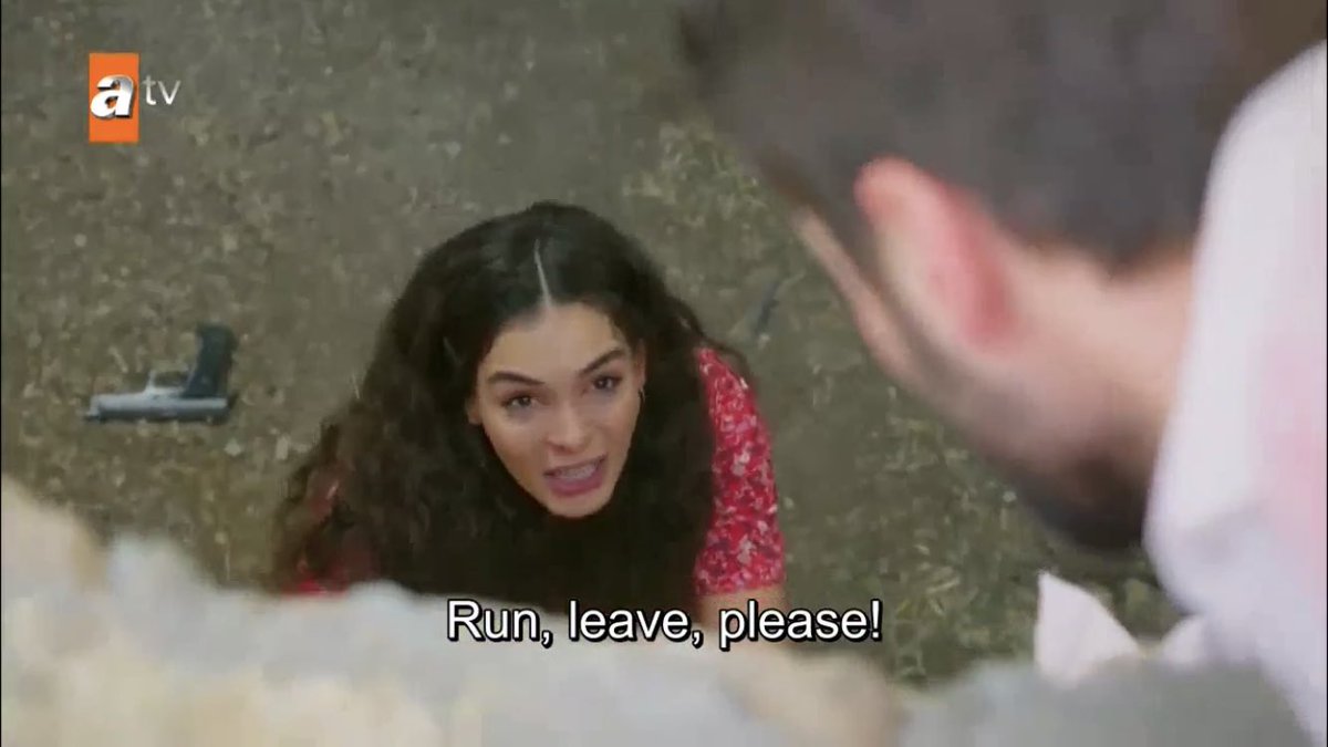 he won’t leave without her that’s not even a question they’ll get out together  #Hercai  #ReyMir