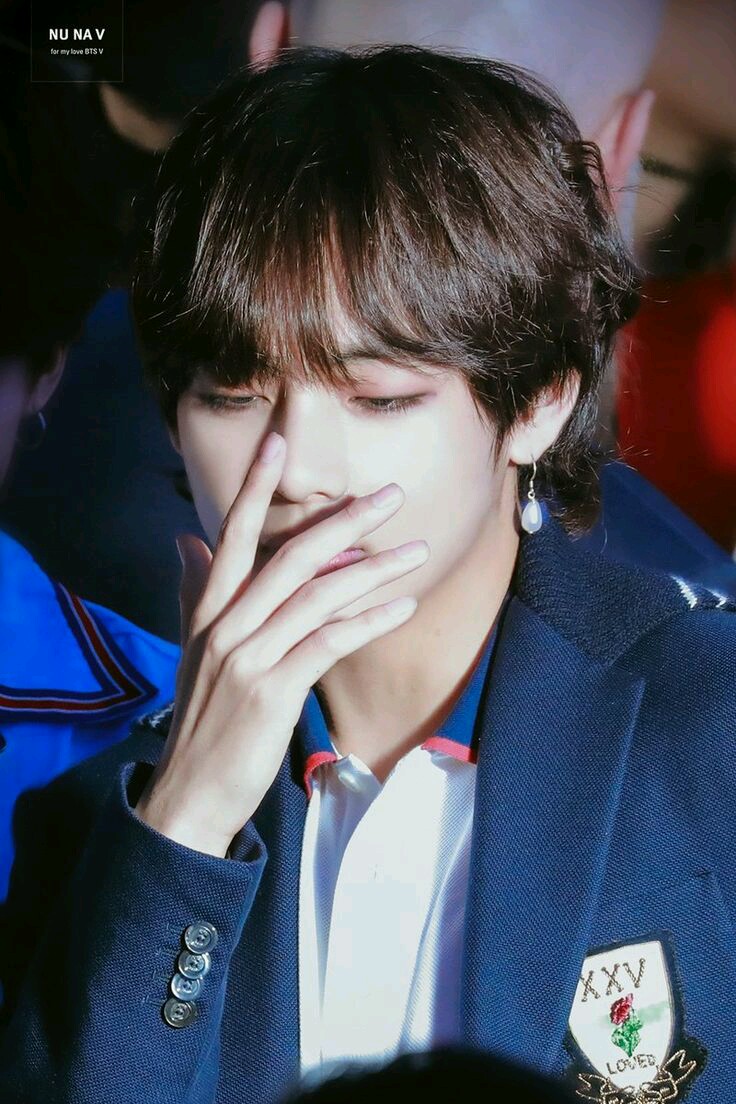 Taehyung's hands, a thread you really need  #KimTaehyung