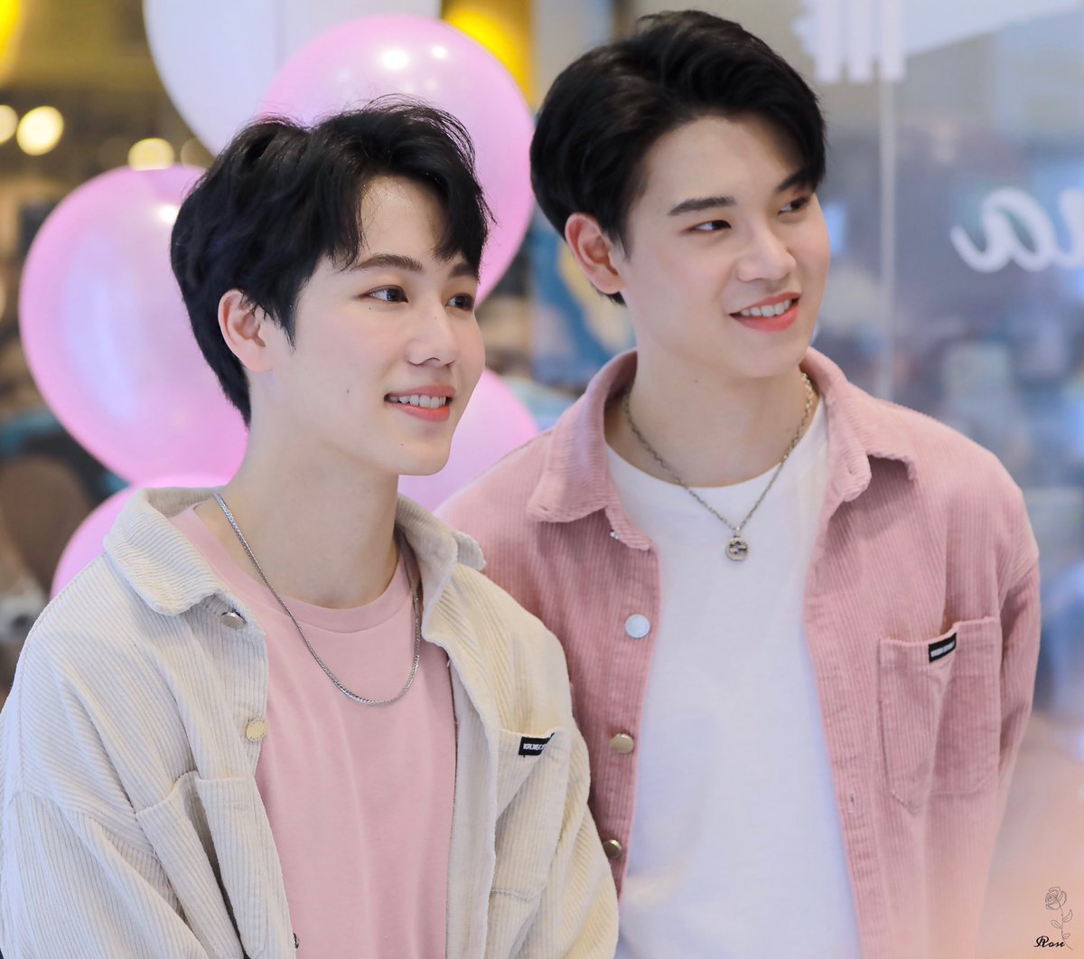 Roseyw48's tweet photo. 1023 HQ

เนื้อคู่แต่ชาติปางก่อน❤️

#warwanarat #yinyin_anw
#พี่วอร์ของพ่อวี https://t.co/sgiDmTjADD