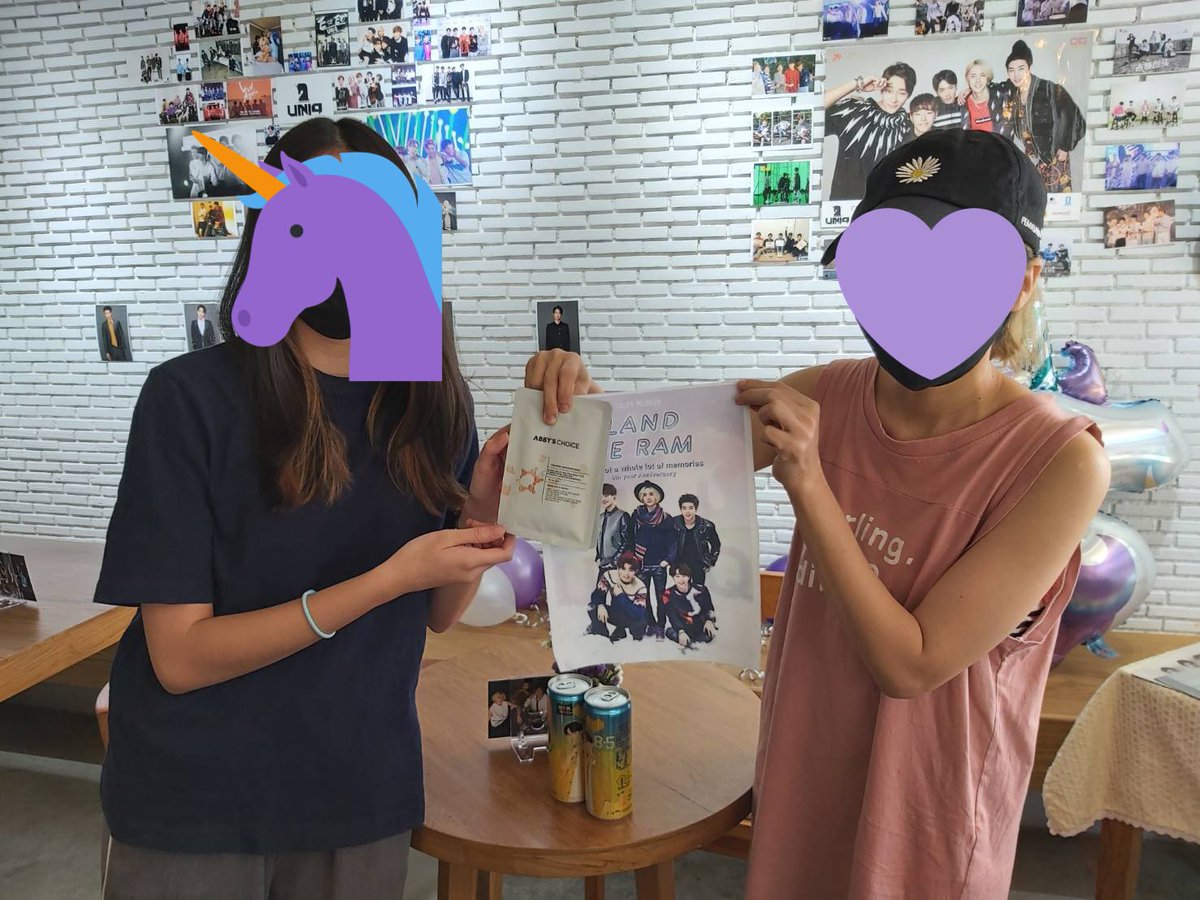 LandDeRAM's tweet photo. 🎁ผู้โชคดีจับรางวัล Lucky draw🎁
รอบเช้าของวันนี้นะค้าบ
          《10：00-12：00 น.》

🎉 ขอแสดงความยินดี​กับยูนิคอร์น​ทั้ง 3 ท่านด้วยนะครับ 🎉

#LandDeRAM​ #UNIQ #6yearswithUNIQ https://t.co/ssKTtaxT2J