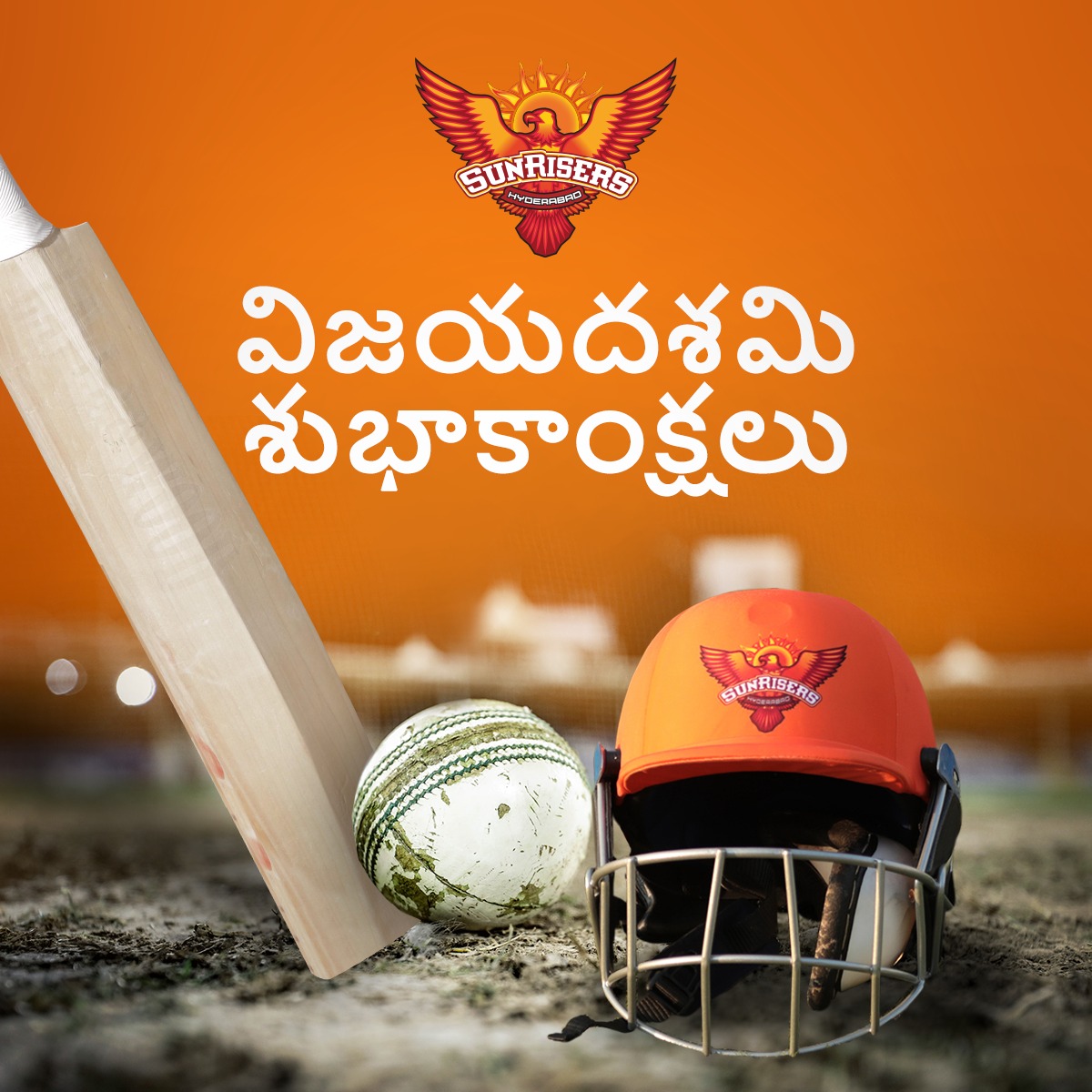 SunRisers's tweet photo. Wishing the #OrangeArmy a very #HappyDussehra and #AyudhaPuja! 

#KeepRising #SRH https://t.co/kJ8eSIWXyO