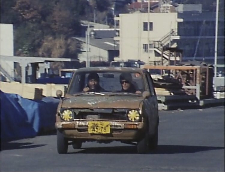 めがねのあぶデカロケ地bot ヤマトホームコンビニエンス横須賀支店前 横須賀市浦郷町5 2931 45 ジョニーとユージがジョニーの車に乗って通過する あぶない刑事 第話 奪還 1987年2月15日放送 あぶない刑事ロケ地