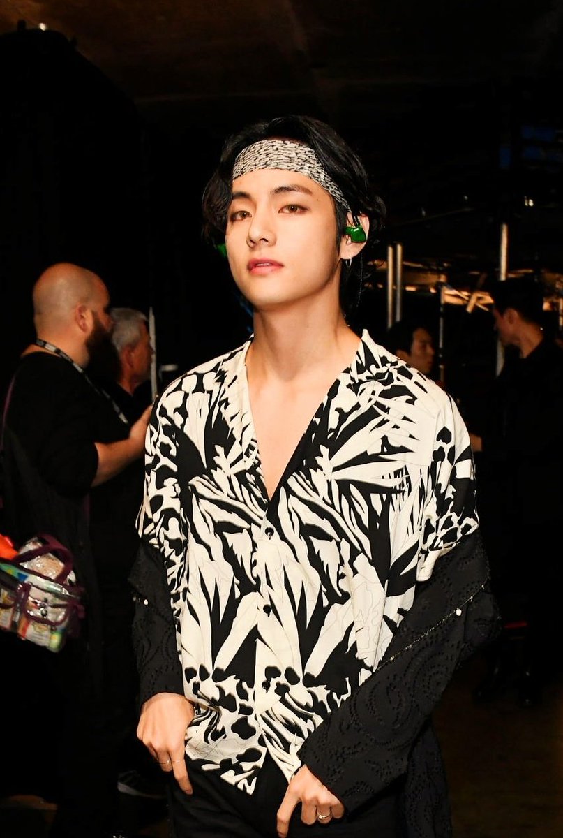photo Taehyung Grammys Look kim taehyung 2020