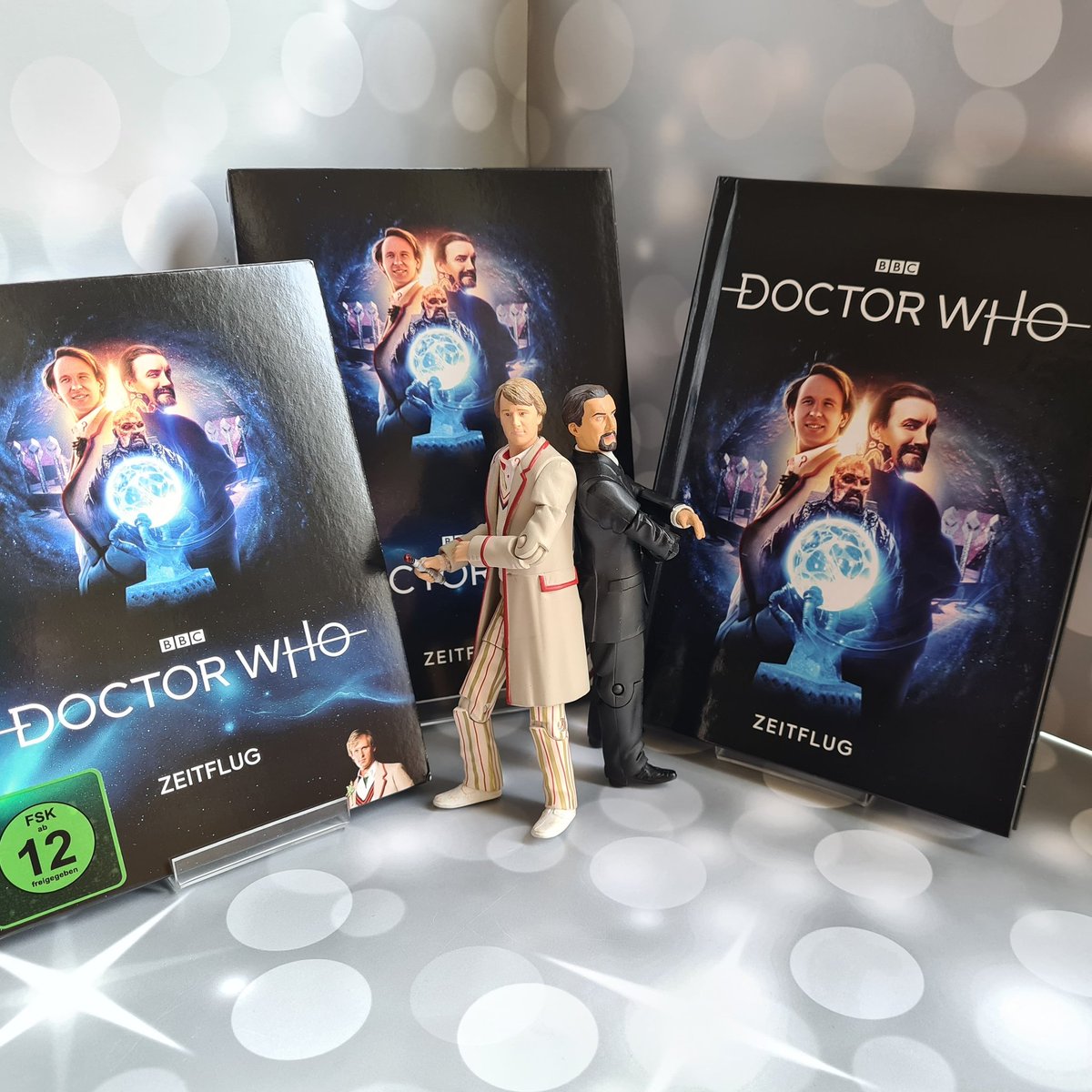 Iltu123's tweet image. Isn't it simply beautiful? 🤩
"Doctor Who - Fünfter Doktor - Zeitflug"
#HomeforWhovians #TimeFlight #Zeitflug #LimitedEdition #mediabook #DVDpremiere #Bluray #Synchronfassung