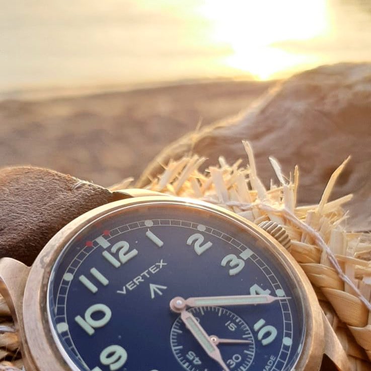 VertexWatch's tweet photo. Sunday #vertexwatches ##www #ww2 #vertexwatches #purityofpurpose #bronze75 #hertiage #75anniversary https://t.co/x4TJiBDKjP