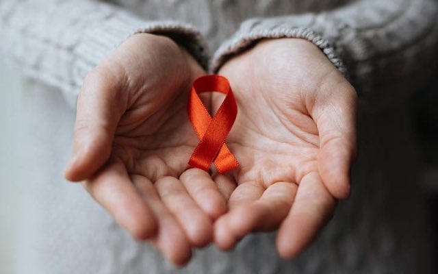ZorroMovementUg's tweet photo. AIDS is real.......
@UNAIDS go test today for better future not for you but for people around you.
#Wehaveadream https://t.co/I2GWxOivzb