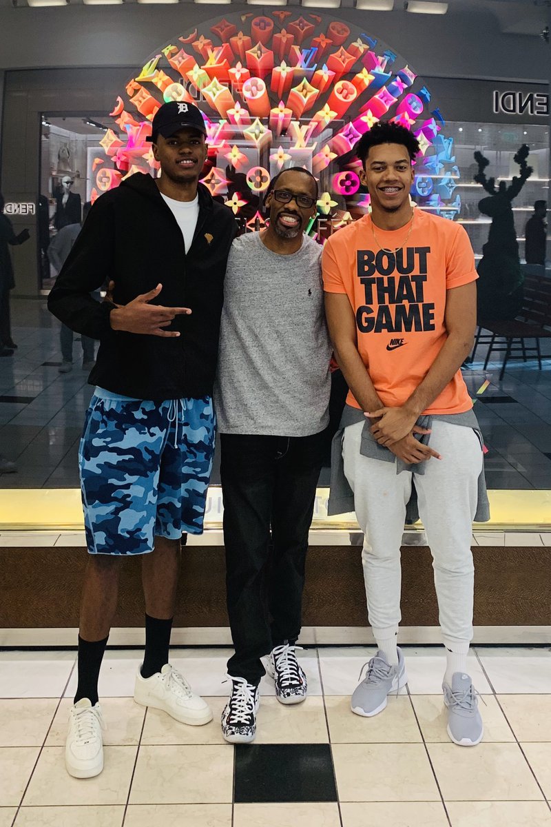 Bull City Prep Academy! Coach with Josiah, Treyvon, Wallace, and Pablo! <a href="/jking0408/">Josiah Ricks</a> <a href="/ByrdTreyvon/">Treyvon Byrd</a> <a href="/hamiltonwalla/">@wallace_</a> <a href="/pablopaquier/">Pablo Paquier</a> <a href="/The_Thinker11/">Coach Aaron Clyburn</a> <a href="/dogclw/">coach Chris</a> <a href="/FareedARahmaan/">Fareed</a> #Fortheloveofit