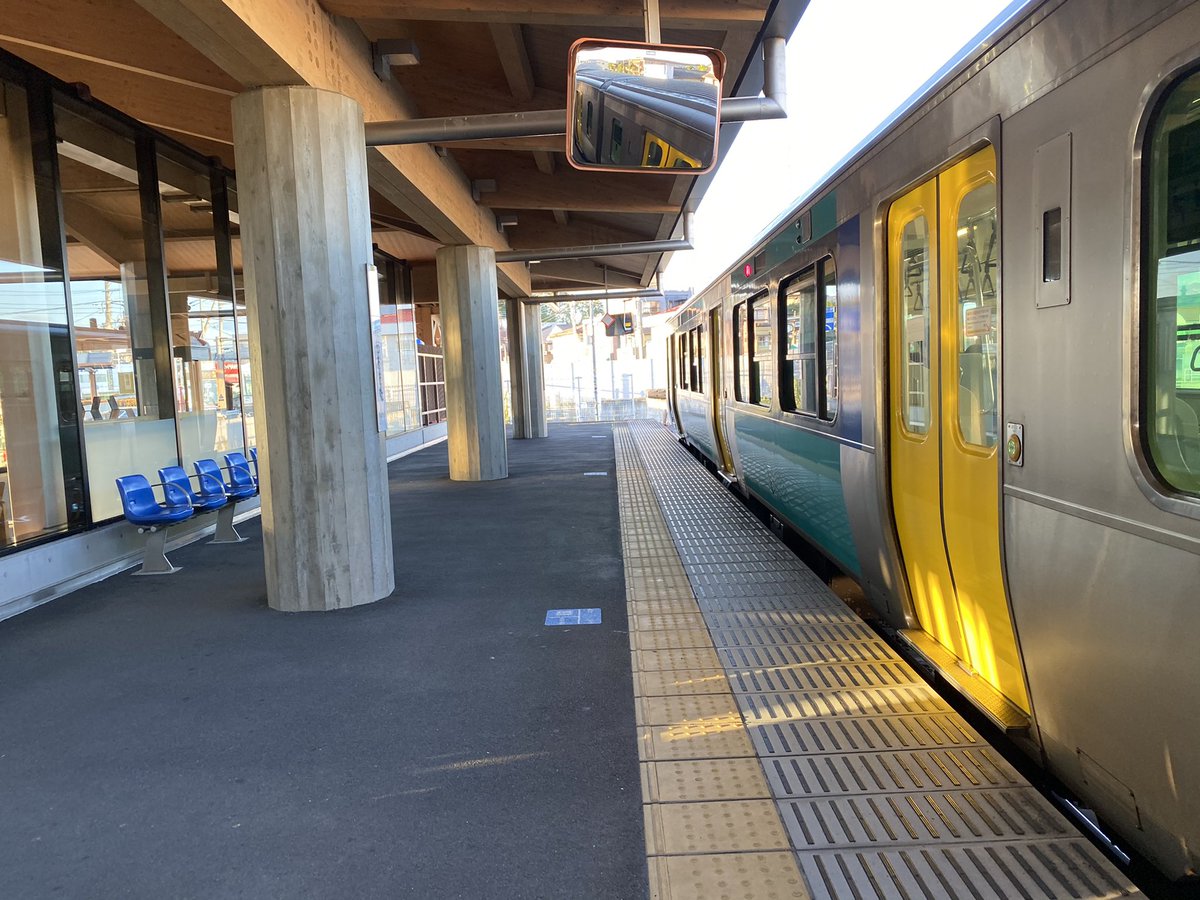 常陆太田站！
Chang2 lu4 tai4 tian2 zhan4!

#ベタな茨城紅葉の旅20 #常陸太田市 #常陸太田駅