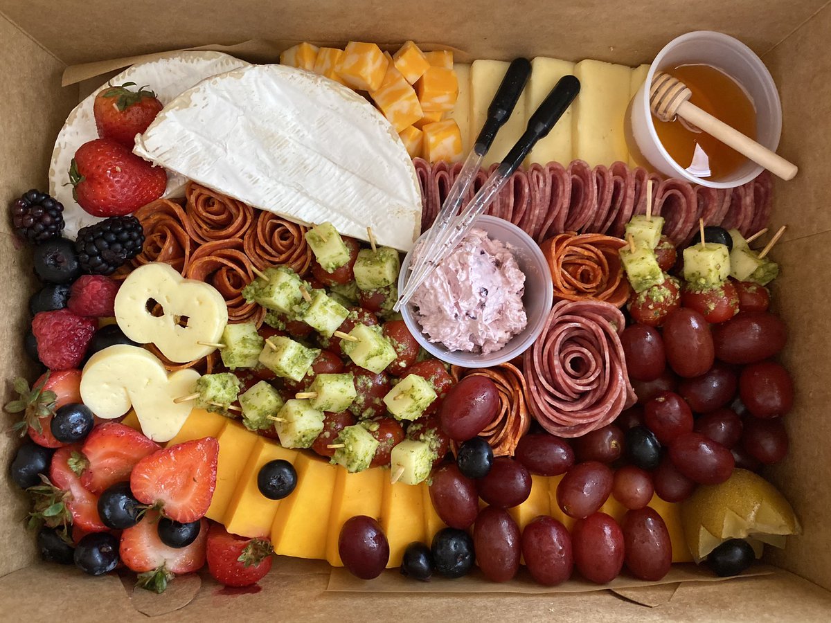 heyitsjesa's tweet photo. No pics from my birthday except for this beautiful charcuterie board I got from Molokai. I guess this is 28 🥳 https://t.co/gAVu2nIlOA