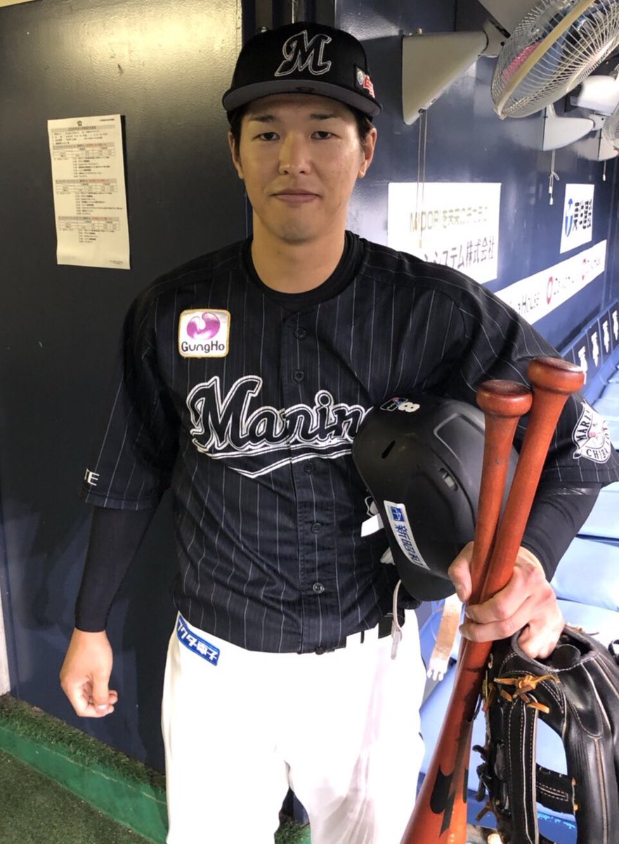 千葉ロッテマリーンズ 今日のヒーロー 3安打3打点の活躍 中村奨吾選手です 広報 Chibalotte