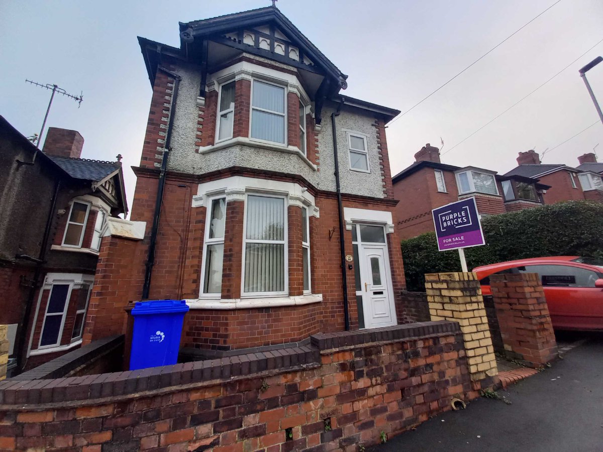 AuctionsNorthW's tweet photo. #Potential #HMO #development  #High #yielding #returns. #Ideally #located  #city #centre 

Call Kate for further information 0161 443 4740 https://t.co/6MXSzZbu9P
