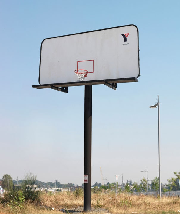 TRIZJournal's tweet photo. 40P Example: Principle 17, Another Dimension – YMCA billboard https://t.co/vmSDixU3gU