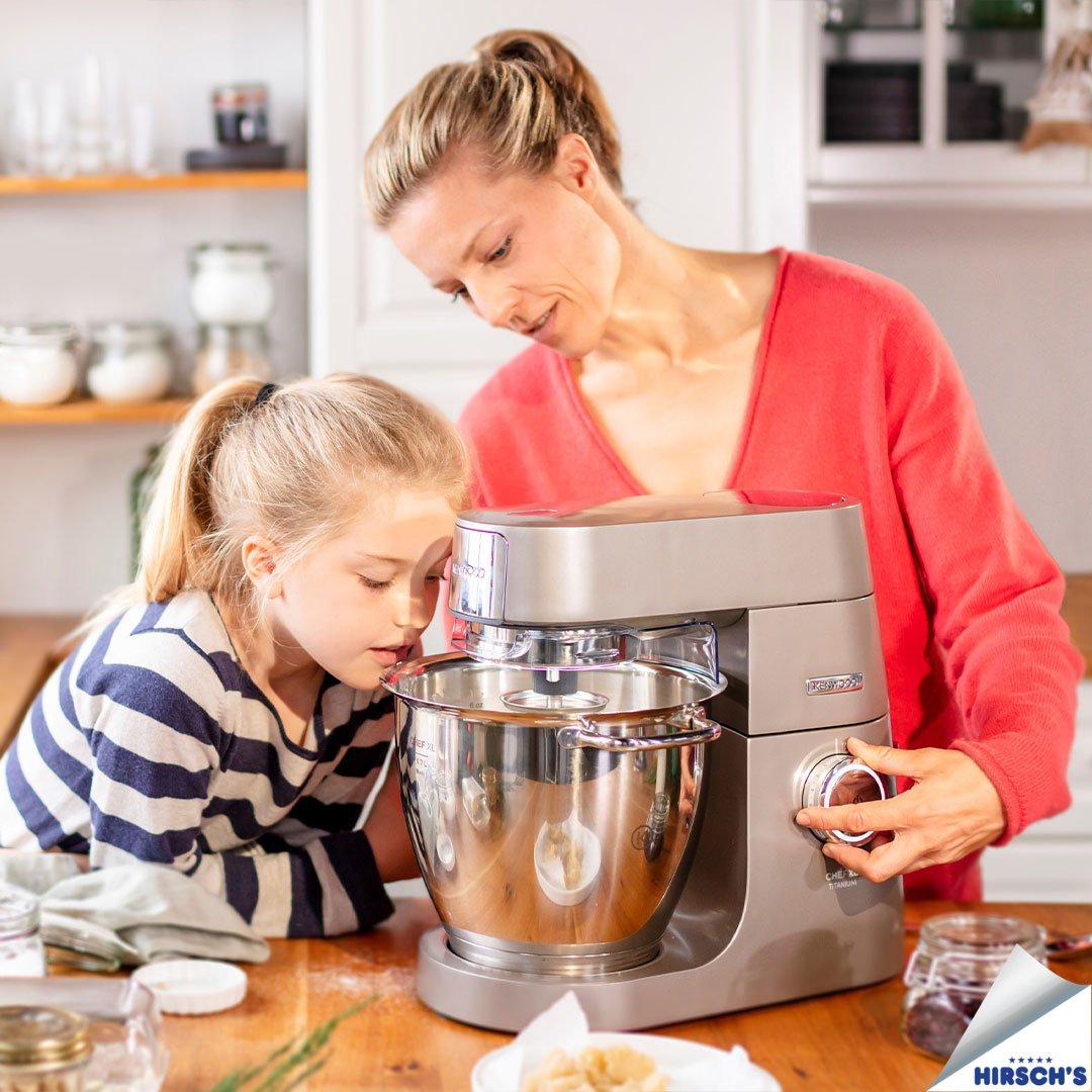Create those special moments with your children with our range of Kenwood mixers π©βπ³π§
Shop now --> https://t.co/bhFE1RLbnS
#HirschsHomestore #TrustedSince1979 #BakingMemories #Kenwood https://t.co/6xIbwM4Ky4