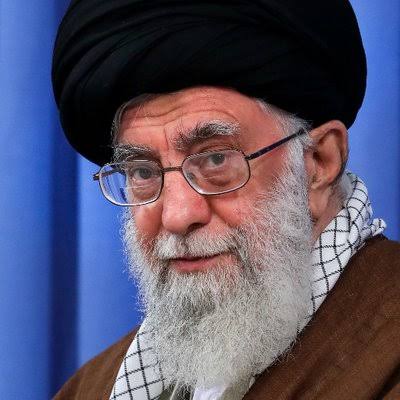 ahmadal_shame's tweet photo. من منهم أكثر أذية للمسلمين؟
#الا_رسوال_الله https://t.co/xRv2d96X50