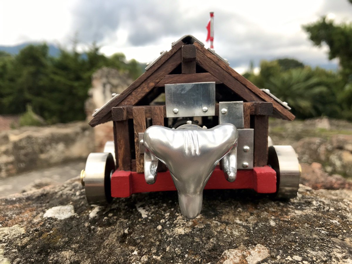 ageofmanolink's tweet photo. Ariete de Asedio 3.0
P2
Réplica Age of Empires DE
Escala: 1/25
Hecho a Mano
Material: Acero Inoxidable, Bronce, Resina , madera Nogal oscuro
#ageofempiresdefinitiveedition #siegeonager #siegeram #aoe #onagrodeasedio #arietedeasedio #ram #ageofempires https://t.co/i5WXA3ULsJ