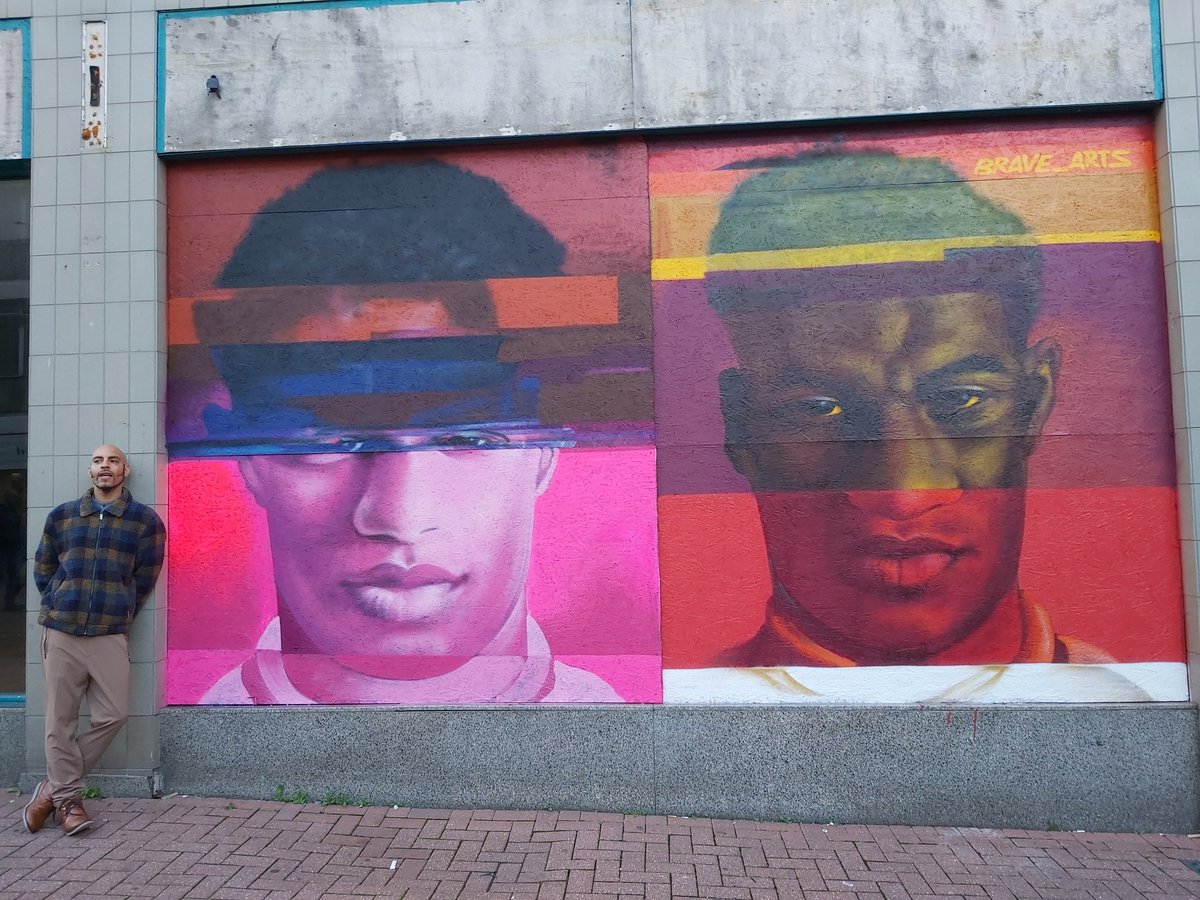Brave1Graffiti's tweet photo. Check out the link to the film we made of the marcus Rashford mural being painted on Tuesday. 👇
https://t.co/sTNjtIMQjr
#southend #graffitiart #foodpoverty #marcusrashford #streetartuk #contemporaryart #newart #glitch  #bravearts #socialjustice #art #blm #blackhistorymonth2020 https://t.co/nanQegljUM