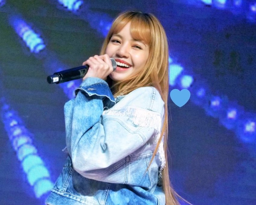 TeamLisaEU's tweet photo. Lisa you have fans who love and adore you with all of our heart and would stop at nothing to see your smile again. I hope you can take a break and heal so you can come back to us with the biggest smile on your face and be the bubbly self we know.

EVERYTHING WILL BE OKAY LISA https://t.co/1f3cLfLL4V