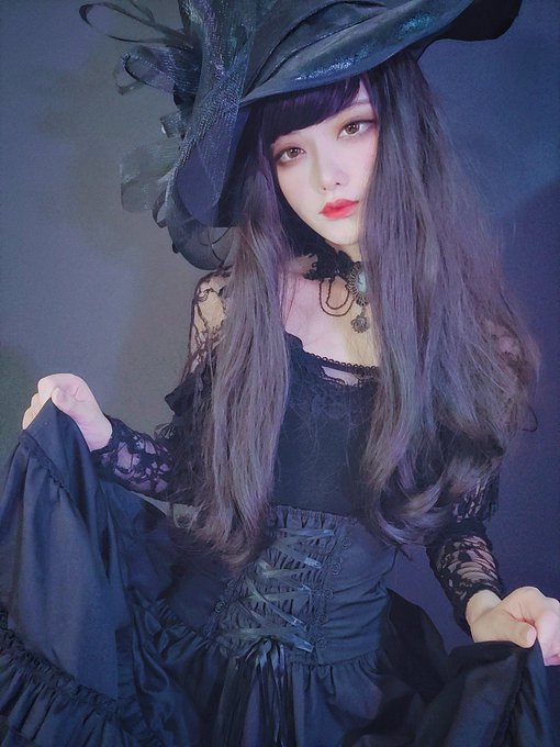 コスプレイヤーしろさきのTwitter画像44