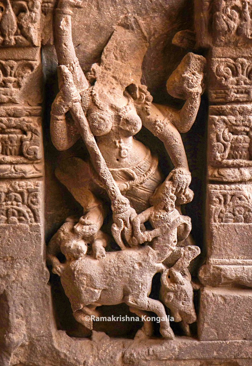 This "Vijaya Dasami"Let us have a look at Maa "Mahishasura Mardini", the symbol of "Victory of Good over Evil" from different parts of the country. @ReclaimTemples @punarutthana  @LostTemple7 1. Abhaneri, Chand Baori.