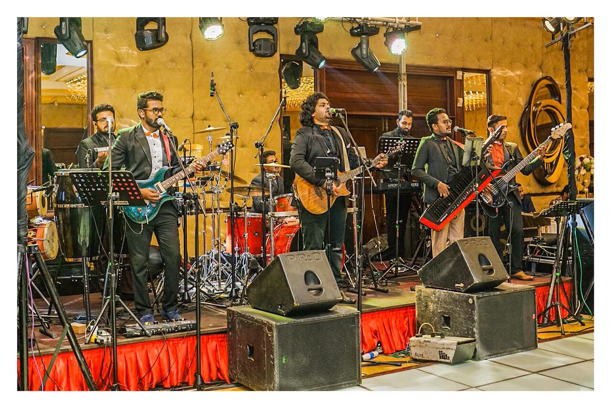 dasarathDasH's tweet photo. Doing What We Love 🎶
#DasarathDash #ProfDash #ProfessorBand #music #Livestream https://t.co/p9dgvxTfF0