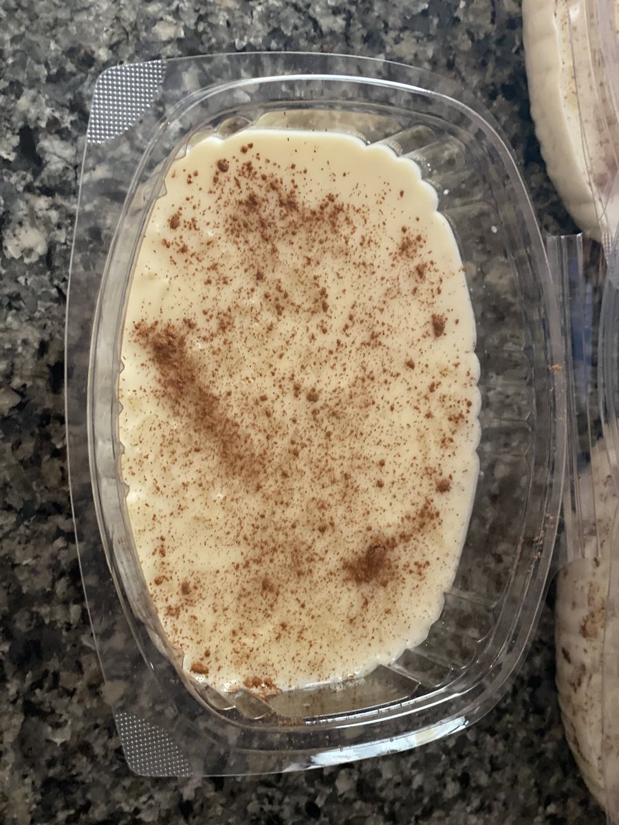lisicarocook's tweet photo. Postre tradicional y más que delicioso.. cremoso arroz con leche 🥄
#postres #cocinatradicional #Andalucia #Receta #Cooking #foodstagram https://t.co/PnLWE95mIg