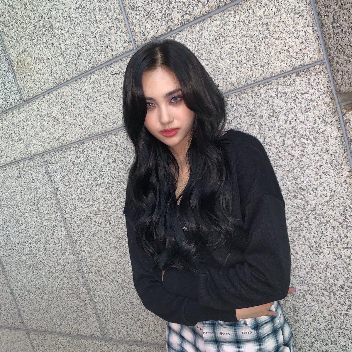 EVERGLOW_twt tweet picture