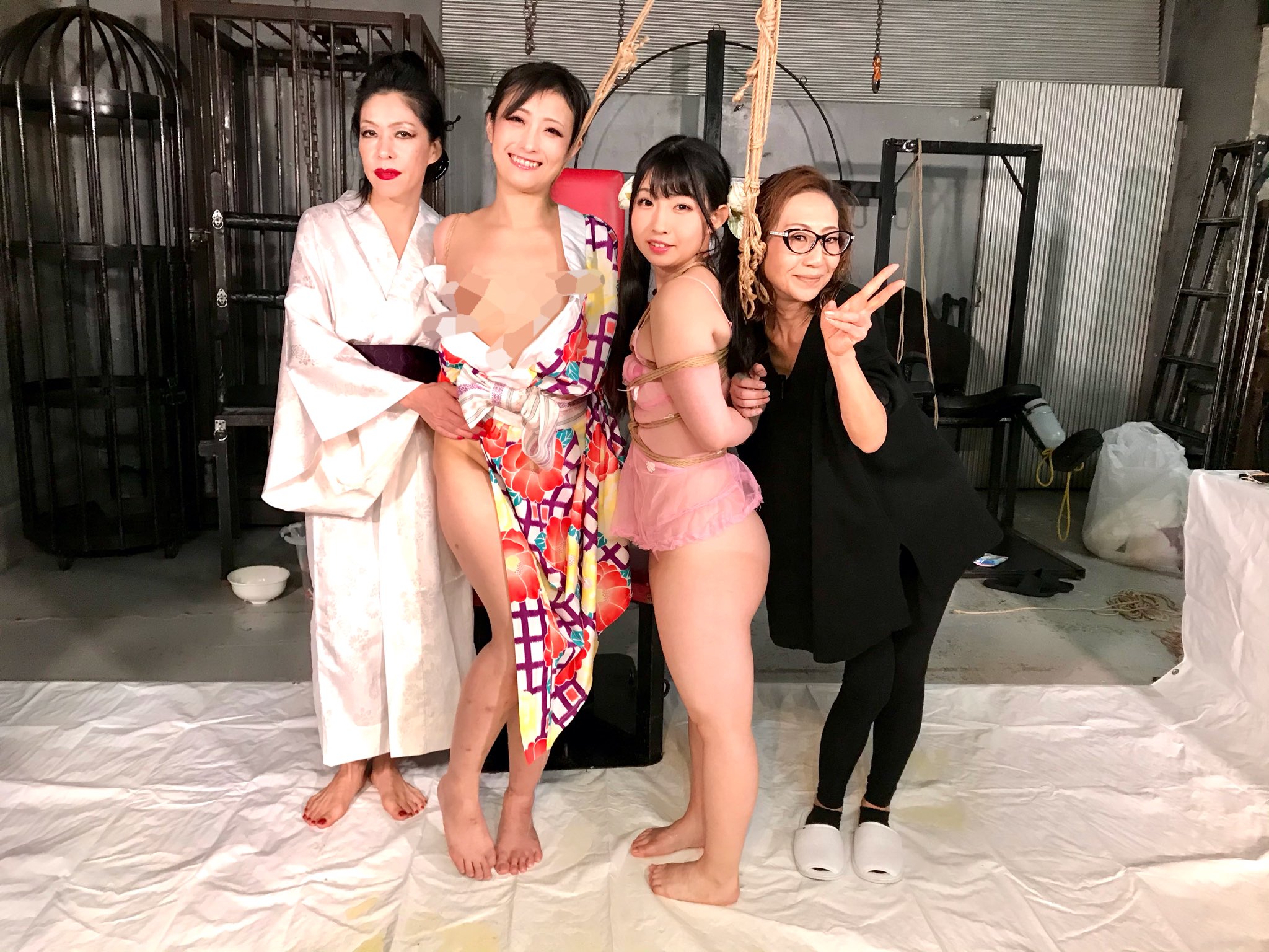 TW Pornstars - 1 foto. あおいまりい. Twitter. 三代目葵マリープロデュース 【緊縛浣腸撮影会&緊縛浣腸ショー】 大浣腸祭りスピンオフな今日のイベント💕とても素敵なイベントになりました(^^)ご来場頂いた皆さまには感謝です💕.  8:58 AM - 25 Oct 2020