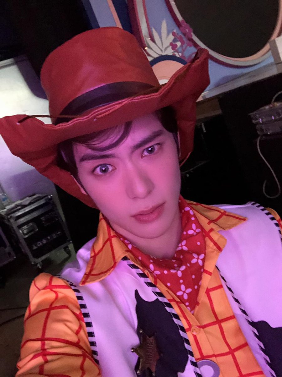dailybubble127's tweet photo. • Jaehyun https://t.co/5I20aMhiQz