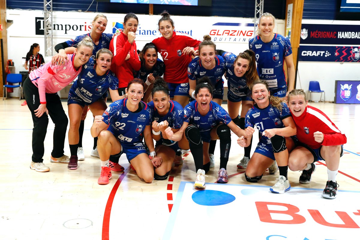 LFH_Officiel's tweet photo. 📸 𝗟𝗮 𝗷𝗼𝗶𝗲 des joueuses du @MHB33 après leur succès face à l'@ogcnicehb 😁

© @spillaud https://t.co/OMdKw7bwpH