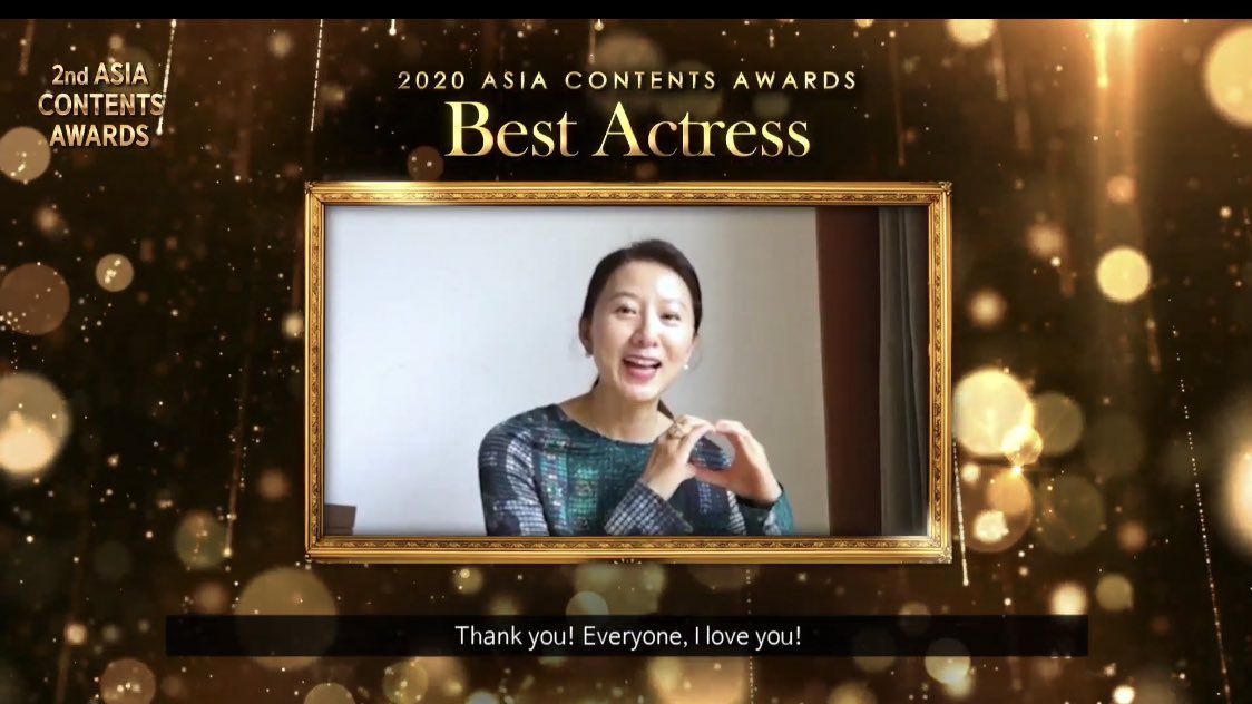 khymHee's tweet photo. Worth it ang pag aantay natin natin jay mamsh Hee ae. Tagal nating ng antay sa kanya.😍😍bakit parang nakikita ko si Oh hye won ngayon😍Long hair😍😍

#Kimheeae #BestActressKimHeeAe #bestactress #twomc https://t.co/S9bf1SqzSc