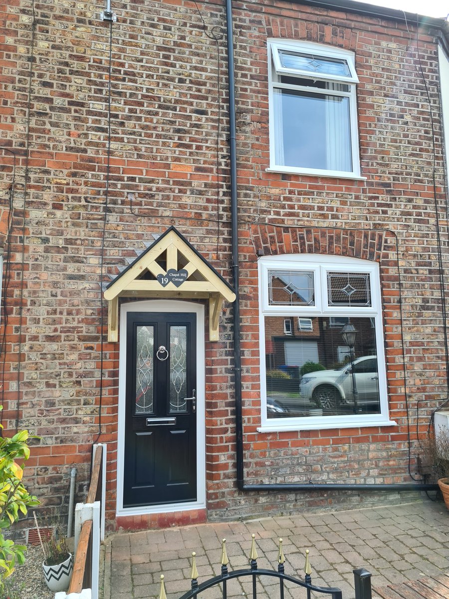 BandWWindowCo's tweet photo. #black #Ludlow2 @SolidorLtd with #elegance glass design and #chrome furniture with #ringknocker. #solidtimbercore and #highsecurity #ultion #cylinder AS STANDARD #protectwhatyoulove #doorenvy #sotm #kerbappeal. #highsecurity #energyefficient PVCu frames by @novagroupltd https://t.co/MlHiwll8Se
