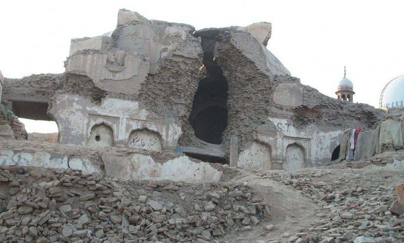 VertigoWarrior's tweet photo. Remnants of a Lost Heritage..! 

Current state of the once great Hindu temples in Pakistan.
Pre-partition there were nearly 1300 functional temples in Pakistan.. And now........30

These tears will never dry... https://t.co/BcOU0a8xLy