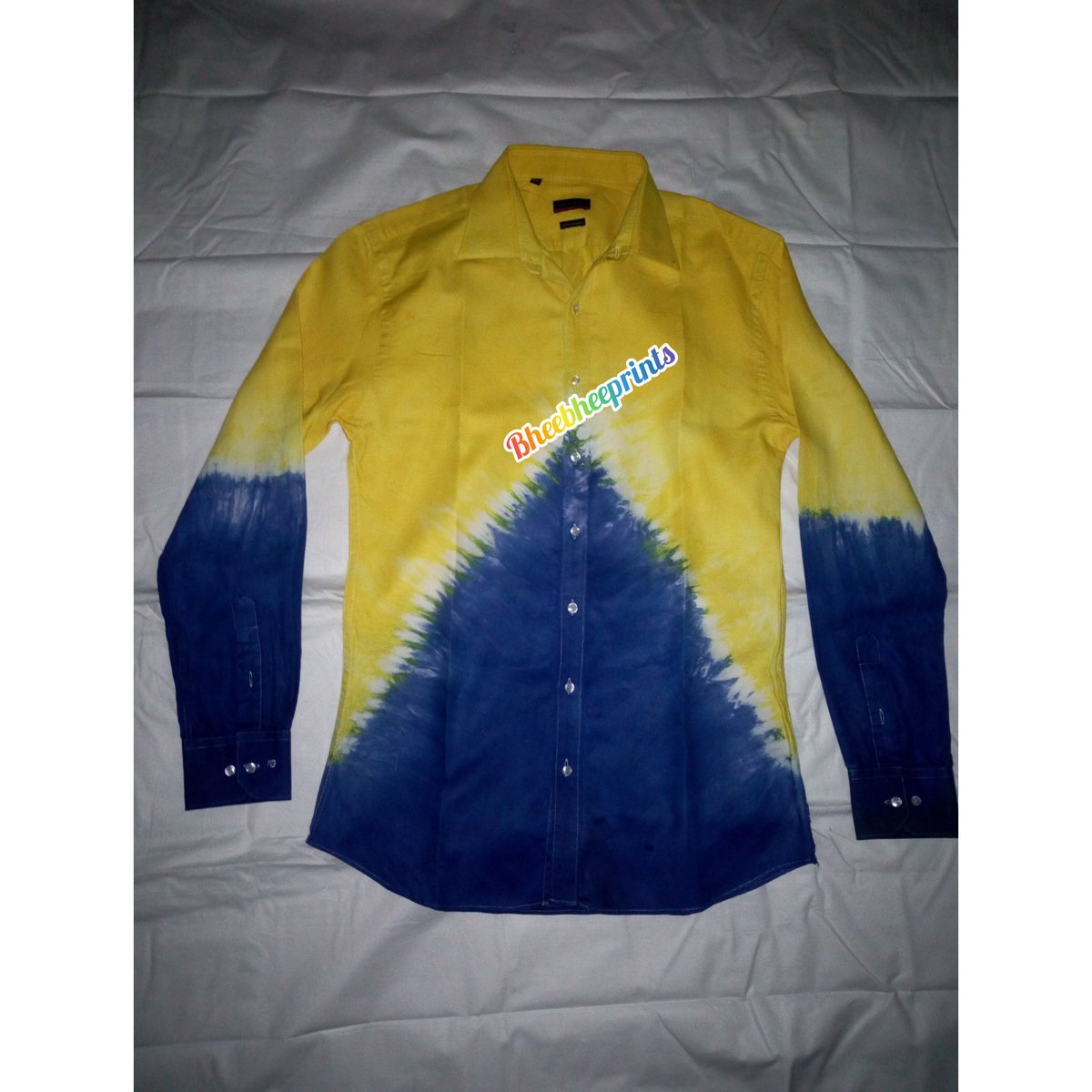 Bheebheeprints's tweet photo. Bheebheeprints is the adire plug you have been looking for, we are ready to blow your mind with amazing designs.... Adire roumdnecks, shirt, hoodies, joggers etc...Always available on : 08037661041, kindly help retweet🙏🙏🙏 https://t.co/kNjeFYQUrx