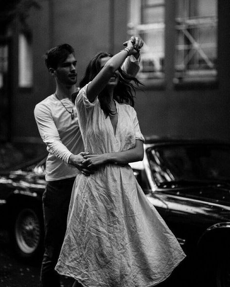 JacTriskelion's tweet photo. Happy Sunday loves. Don't forget to dance ❤ https://t.co/fZmLREhGWp