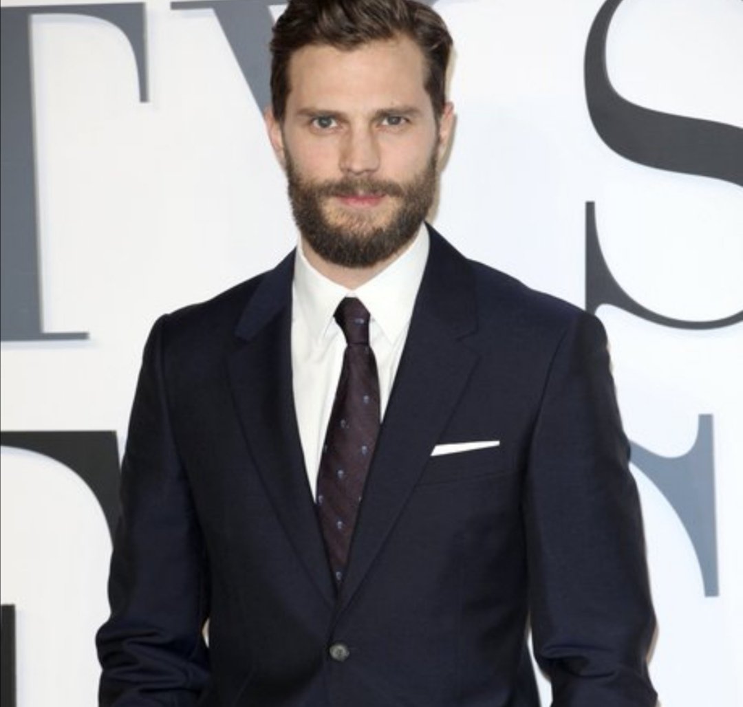 HotShowBizz's tweet photo. Jamie Dornan https://t.co/ZfAl9c6hKs