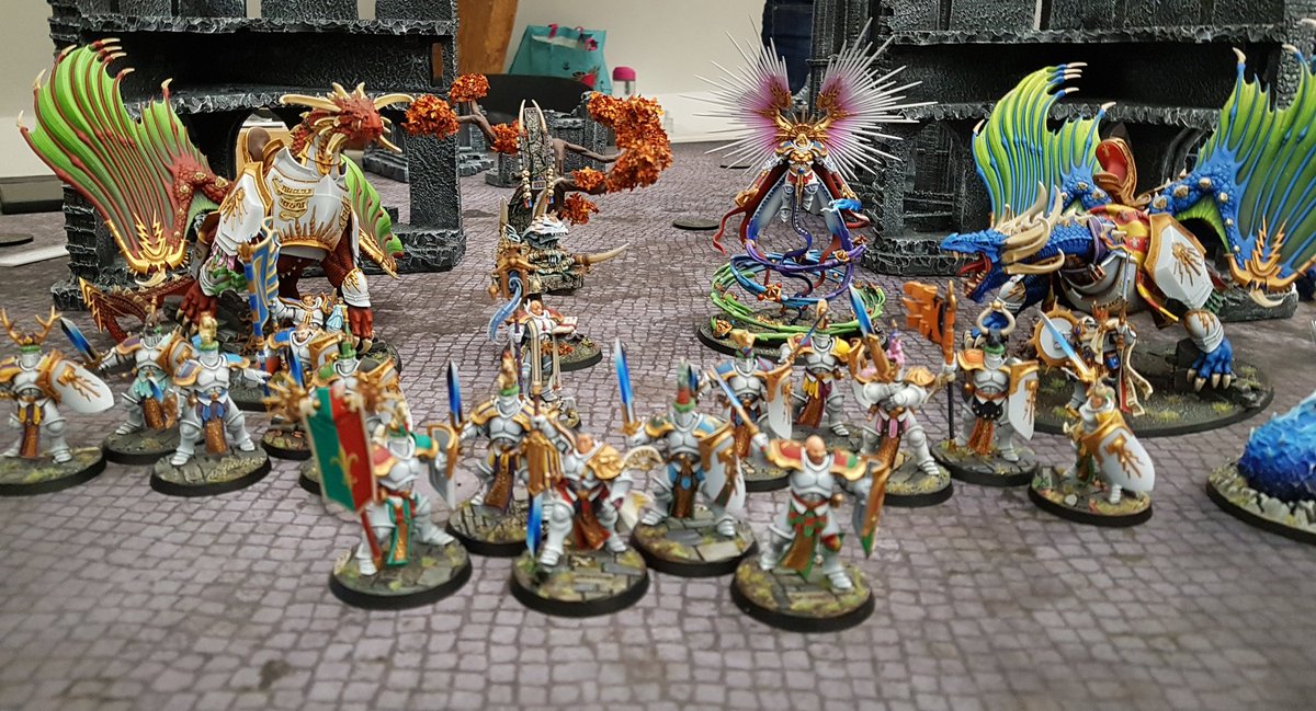 Sombremine's tweet image. Tournaments are also a way to see and appreciate the level of Hobby some players dedicate in their army 
Look at this stunning #Stormcast army by Fabien Ymh 
#Ageofsigmar 
#Towerconquest 3