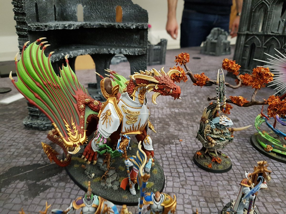 Sombremine's tweet image. Tournaments are also a way to see and appreciate the level of Hobby some players dedicate in their army 
Look at this stunning #Stormcast army by Fabien Ymh 
#Ageofsigmar 
#Towerconquest 3