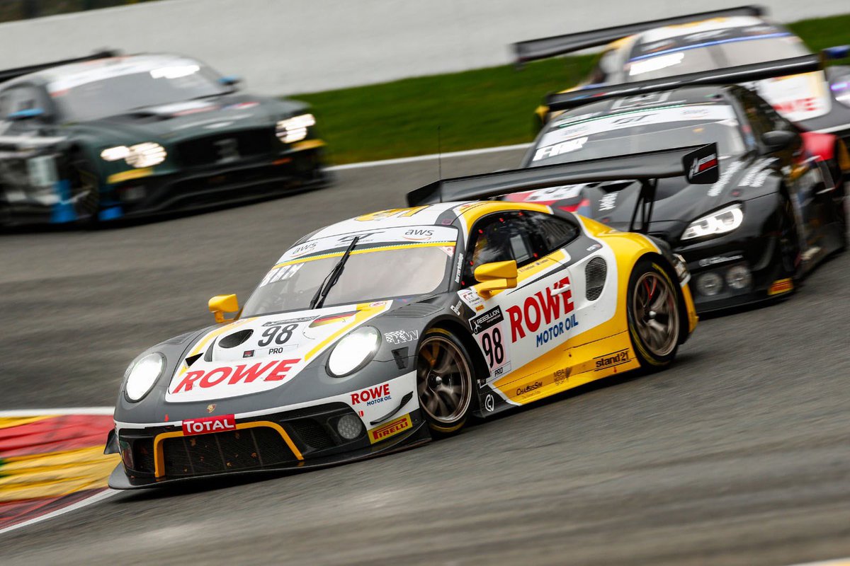 Team_JTR_'s tweet photo. ⏰⏰ 4 HOUR UPDATE ⏰⏰
20 hours in the bag 💼 4 to go 🔚
#Car98 with @earlbamber onboard is currently in 6th position #Sp24h
#BAMTHOR #Porsche #911GT3R
🔶#TeamTandy🔶#TandyLand🔶 https://t.co/FL6GiMDMim