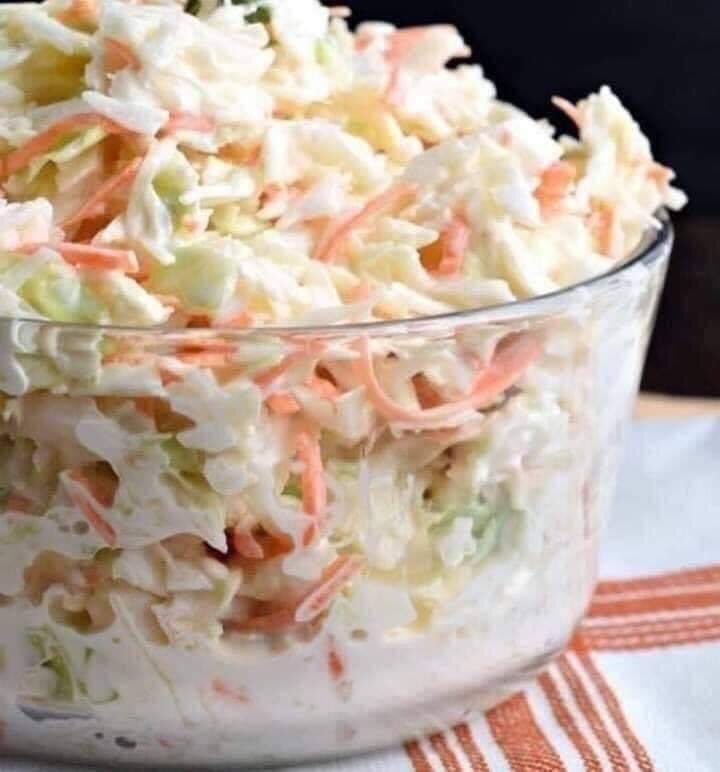 غير قابلة للنقد والتقييم لانها أعلى من المستوى الذوقي للبشر كل اللي نعمله اننا نتأمل فيها ونقول سبحان الله https://t.co/MxHheqAmc9