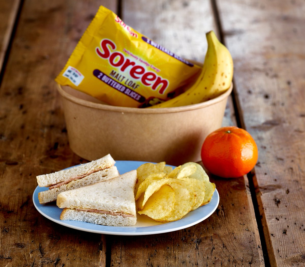 To help fight holiday hunger we are donating 15,000 lunchboxes every day.  Colleagues in our stores will distribute lunchboxes to food banks and schools in their local communities so they can get them to school children in need. 
#fightholidayhunger #fooddonation #donate