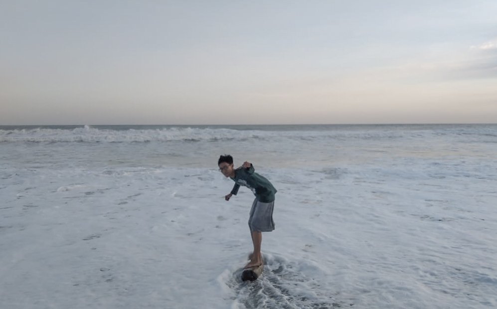 tulisanilhamm's tweet image. Surfing dengan kearifan lokal...
#TheJewelOfJava